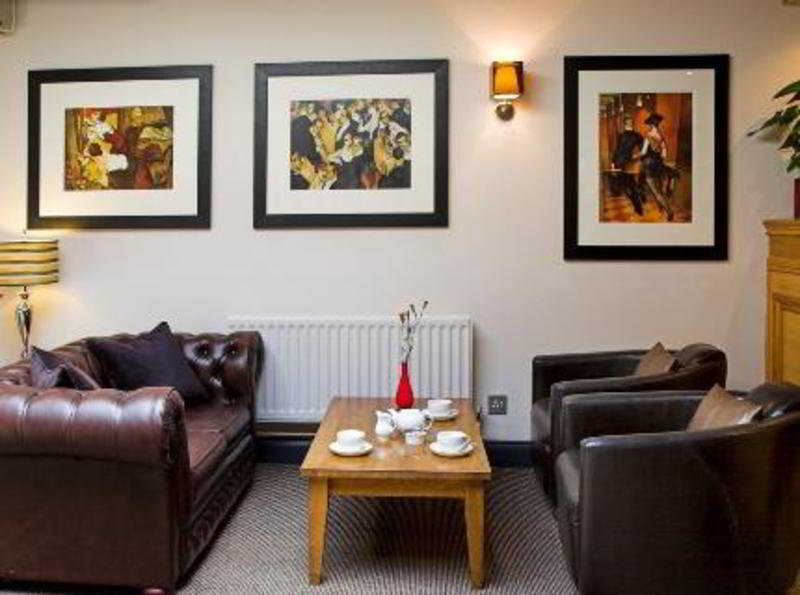 The Three Swans Hotel, Hungerford, Berkshire Экстерьер фото