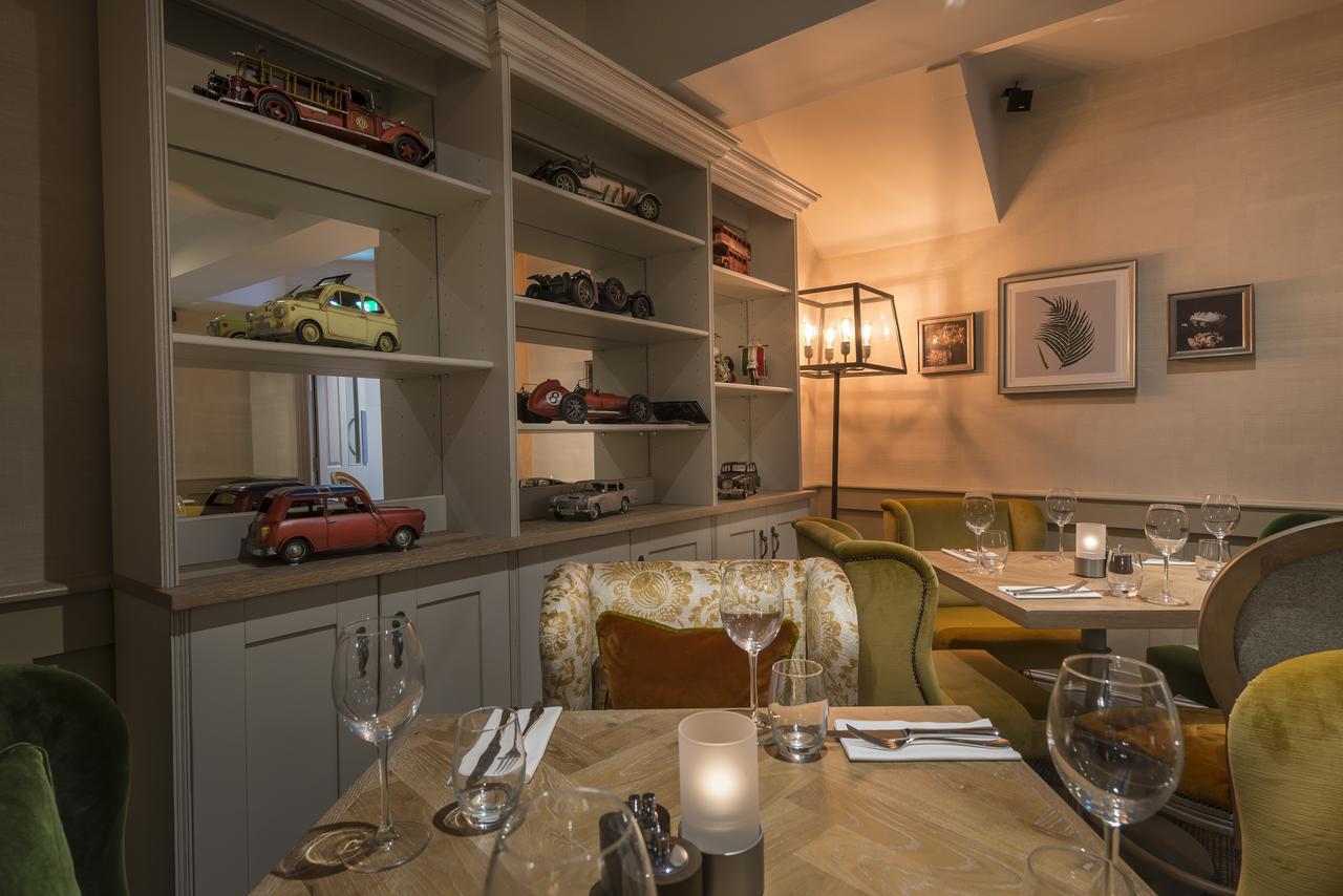 The Three Swans Hotel, Hungerford, Berkshire Экстерьер фото