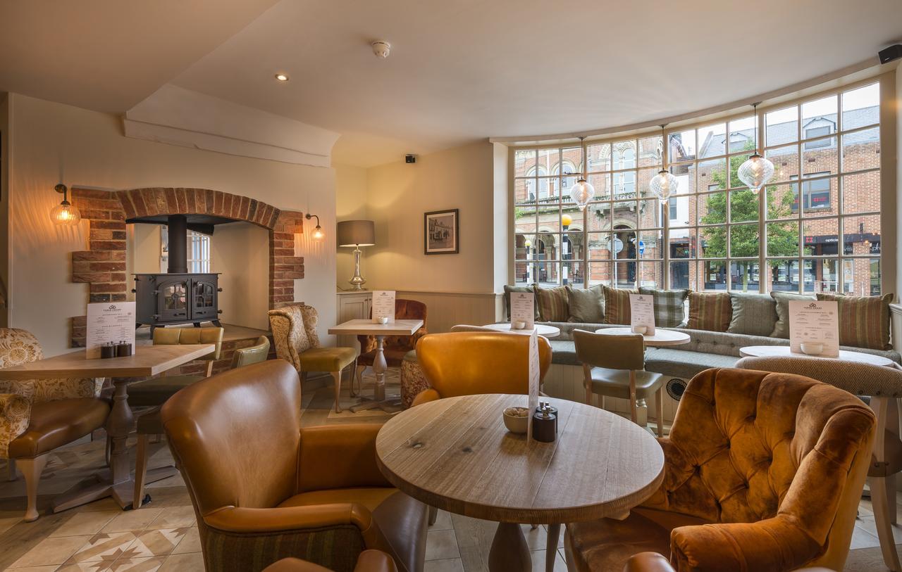 The Three Swans Hotel, Hungerford, Berkshire Экстерьер фото