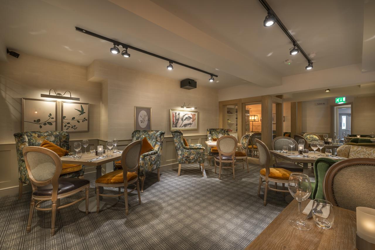 The Three Swans Hotel, Hungerford, Berkshire Экстерьер фото